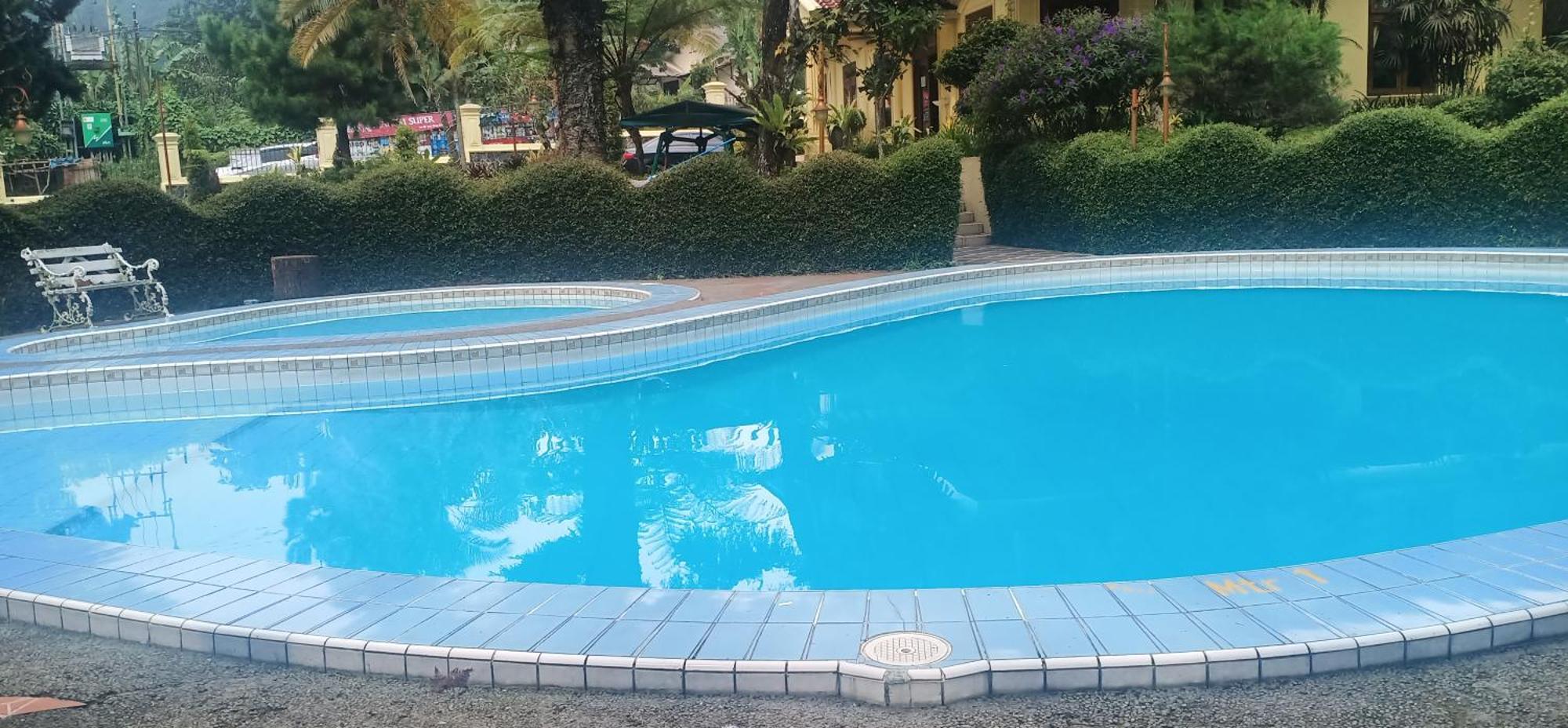 Resort Prima Cisarua Tagalbato Exteriér fotografie